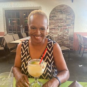 Meet your Posher, Vanessa